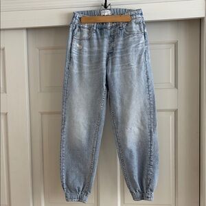 Light Wash Denim Jogger Jeans